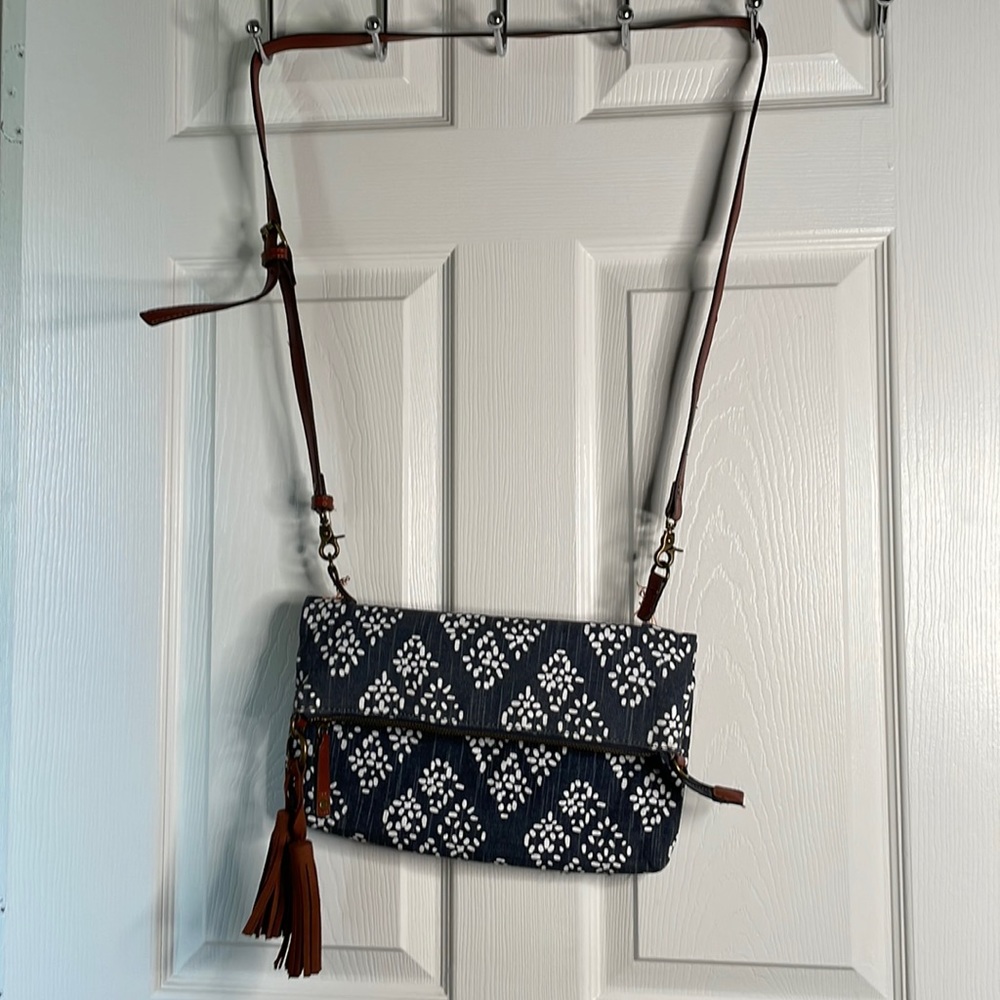 Lucky brand fold over crossbody handbag